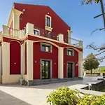 Bed & Breakfast Badima 3*